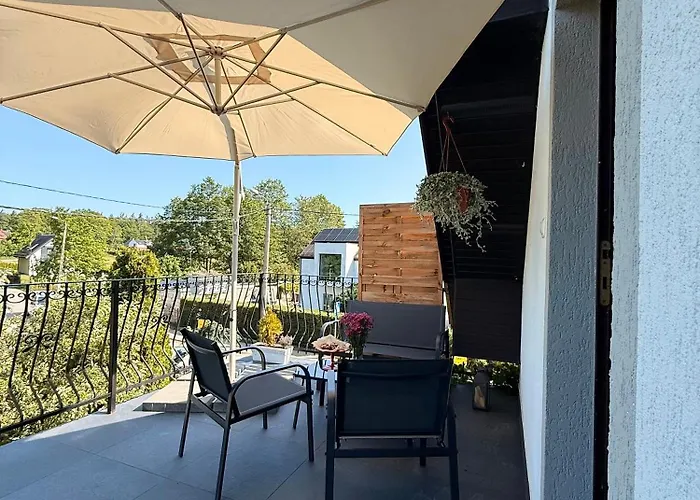 Widokowo - Z Tarasem I Ogrodkiem