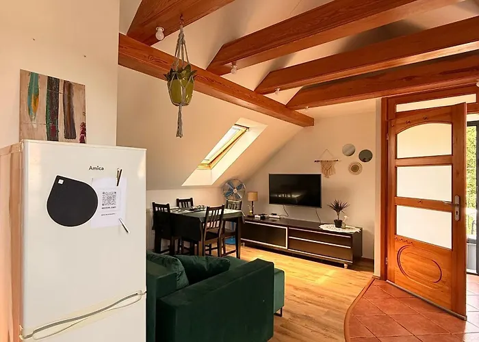 Widokowo - Z Tarasem I Ogrodkiem Tuchom